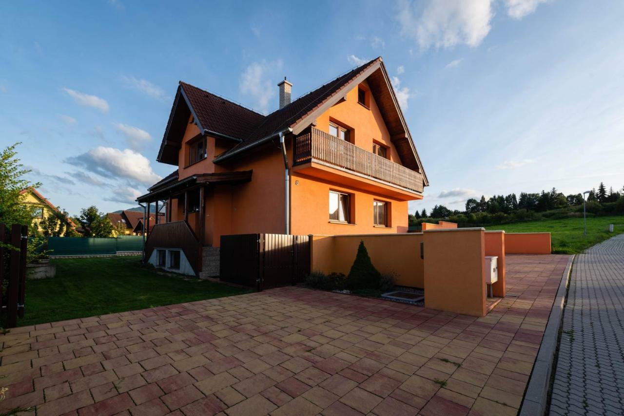 Villa Dam Liptovský Mikuláš 外观 照片