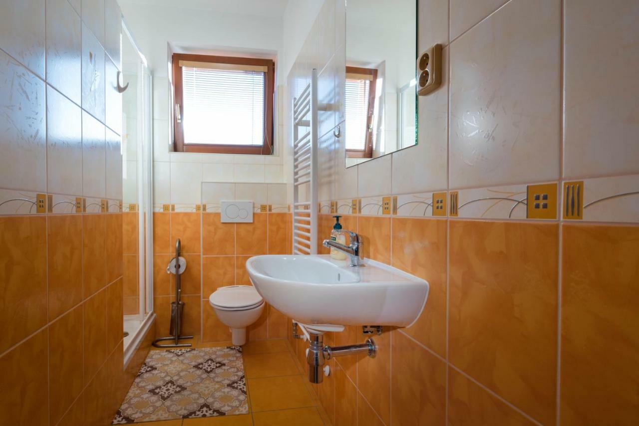 Villa Dam Liptovský Mikuláš 外观 照片